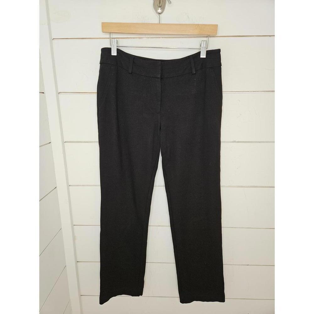 Chicos size 0.5 (6) short black stretchy cropped dress pants